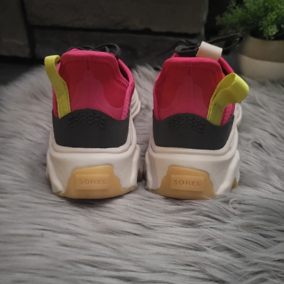 The SOREL Kinetic Breakthru Day Lace sneakers NWT size 7.5 - Picture 9 of 16